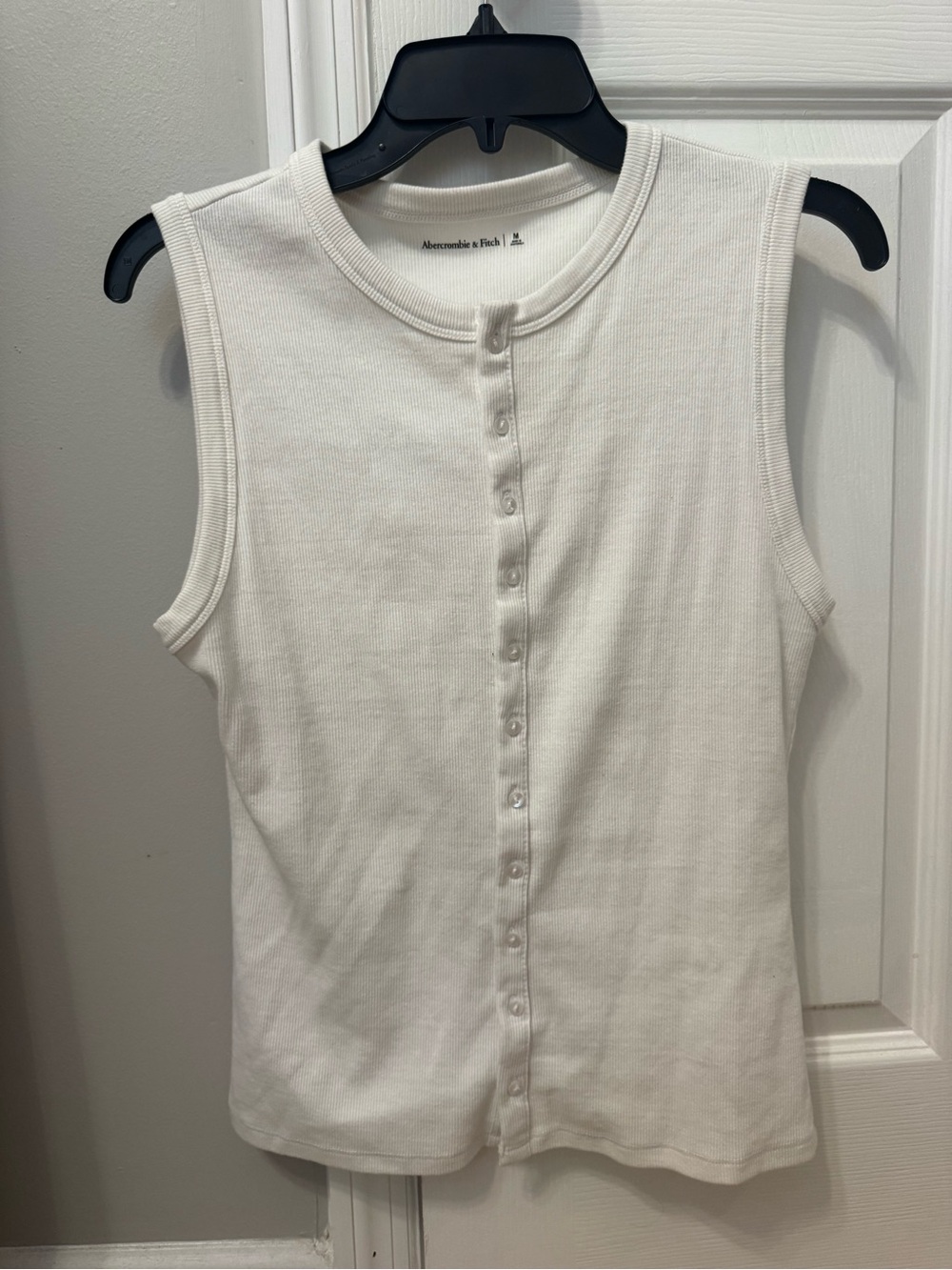 Abercrombie white button up tank